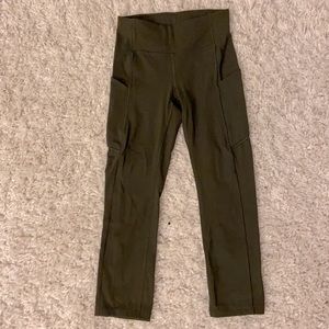 Lululemon capris